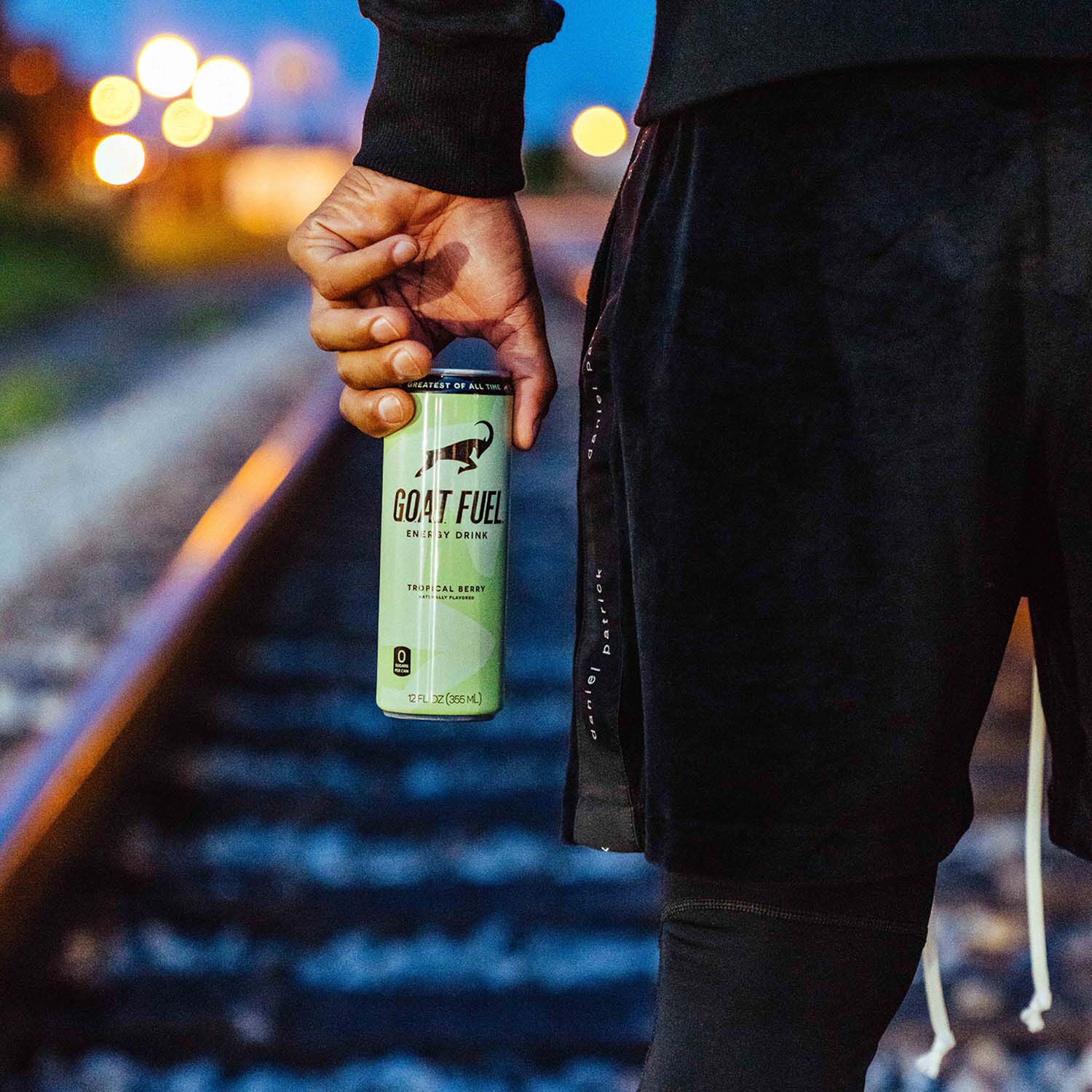 548871 G.O.A.T. FUEL™ With green tea, ginger, amino acids & cordyceps